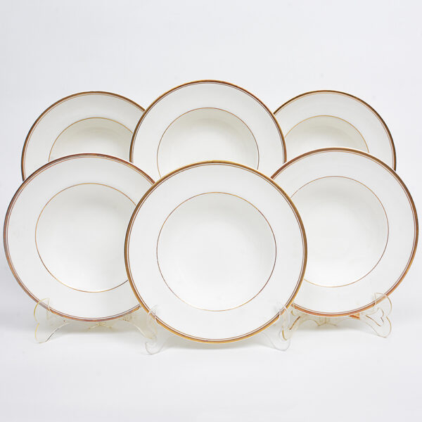 Conjunto de pratos rasos em porcelana inglesa Royal Doulton - Imagem 2
