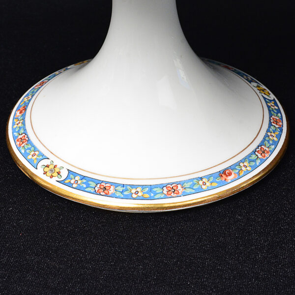 Fruteira de pé alto executada em porcelana francesa Bernardaud & Company, Limoges - França - Imagem 4