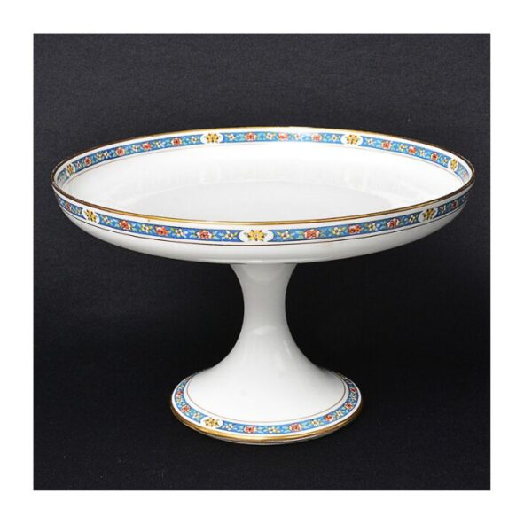 Fruteira de pé alto executada em porcelana francesa Bernardaud & Company, Limoges - França