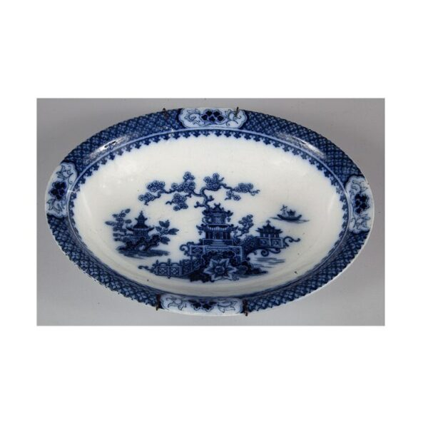 Travessa em porcelana Inglesa decorada em azul underglaze