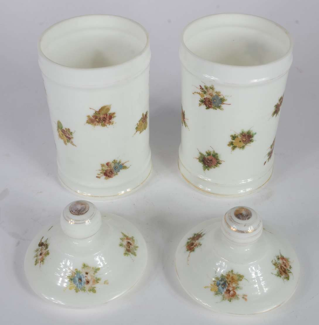 Par de potes de opalina branca - Imagem 3