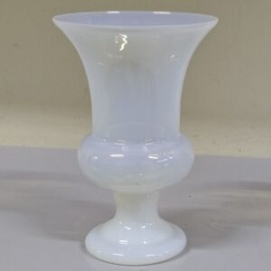 Vaso estilo Medice em OPALINA Francesa Translúcida