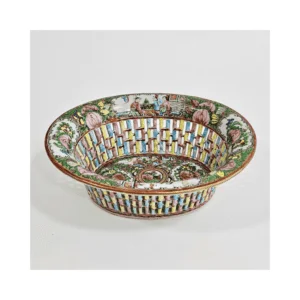 Cesta em porcelana chinesa