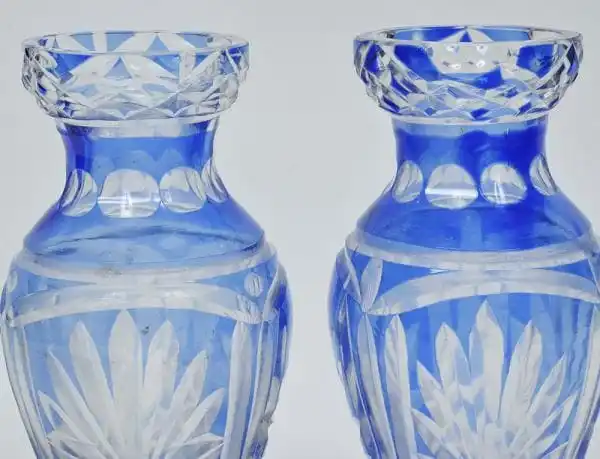 Par de vasos em cristal Tcheco lapidado - Imagem 3