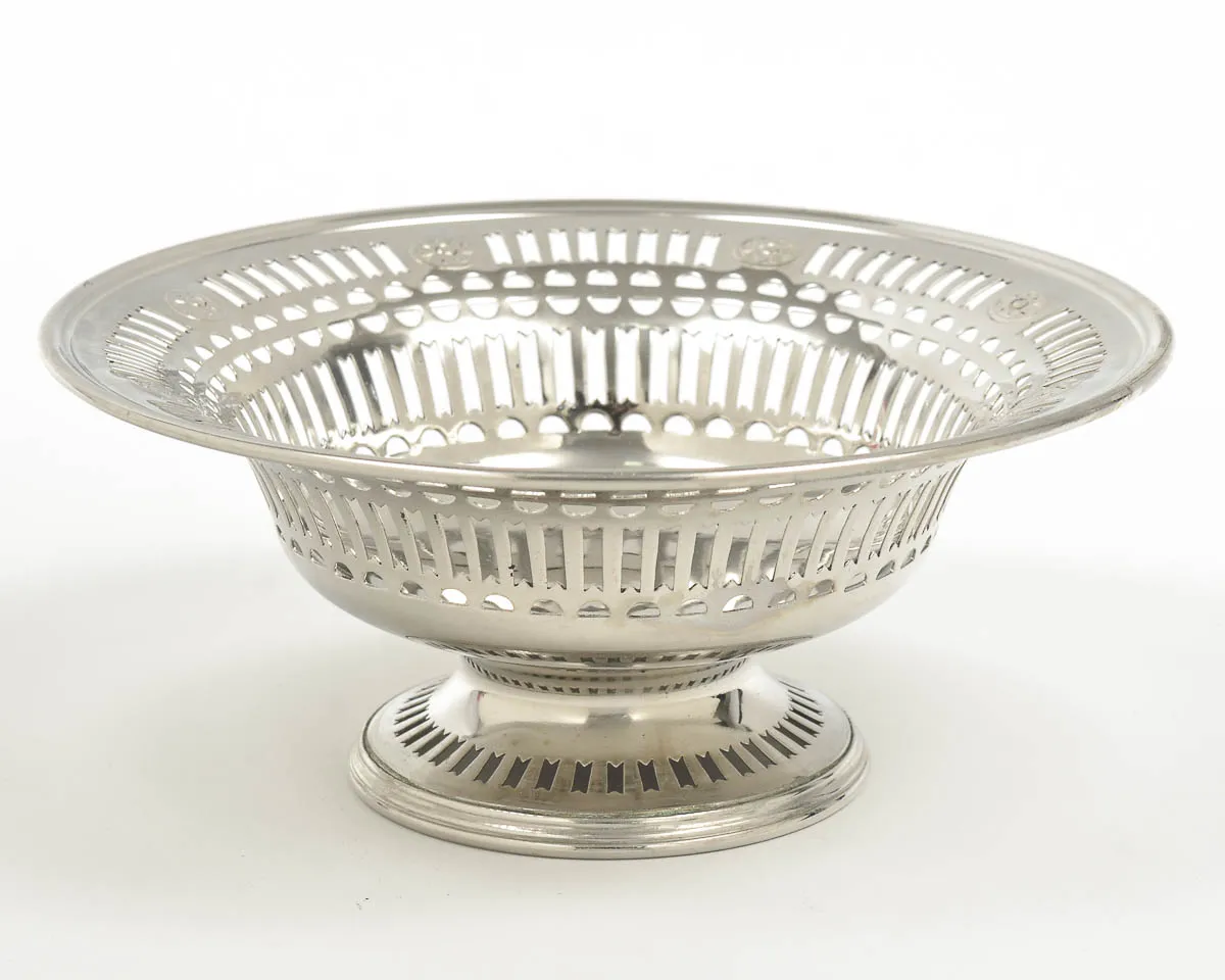 Fruteira ou porta objetos em metal platinado. - Imagem 2