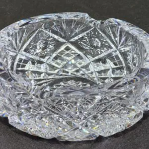 cinzeiro-em-cristal-tcheco-flor-de-lis-e-estrela-de-16-pontas